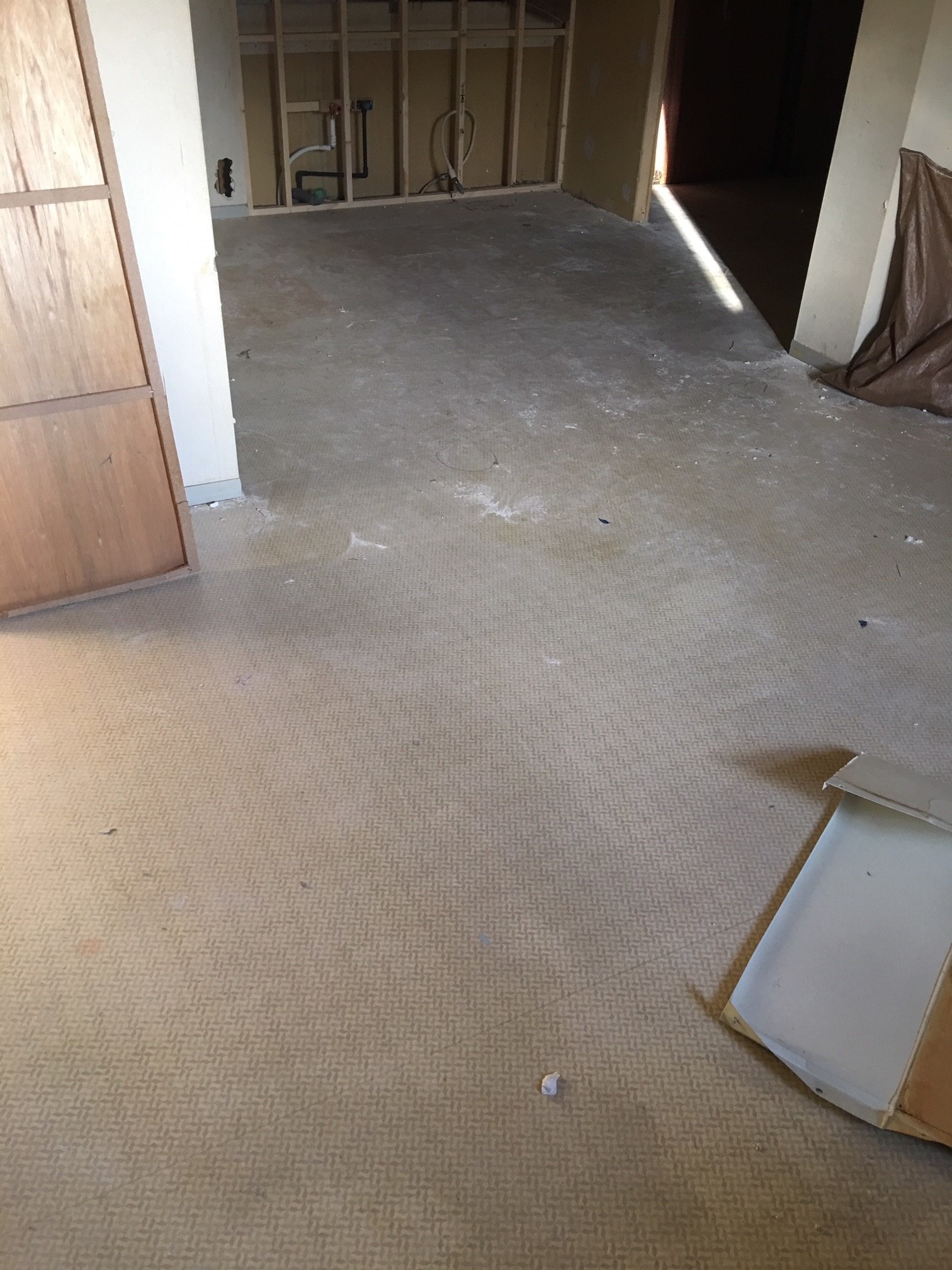 リビング完成前1_コピー