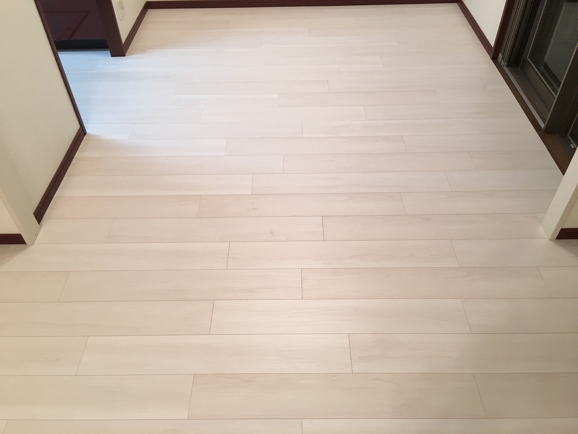 ダイニングレール施工後