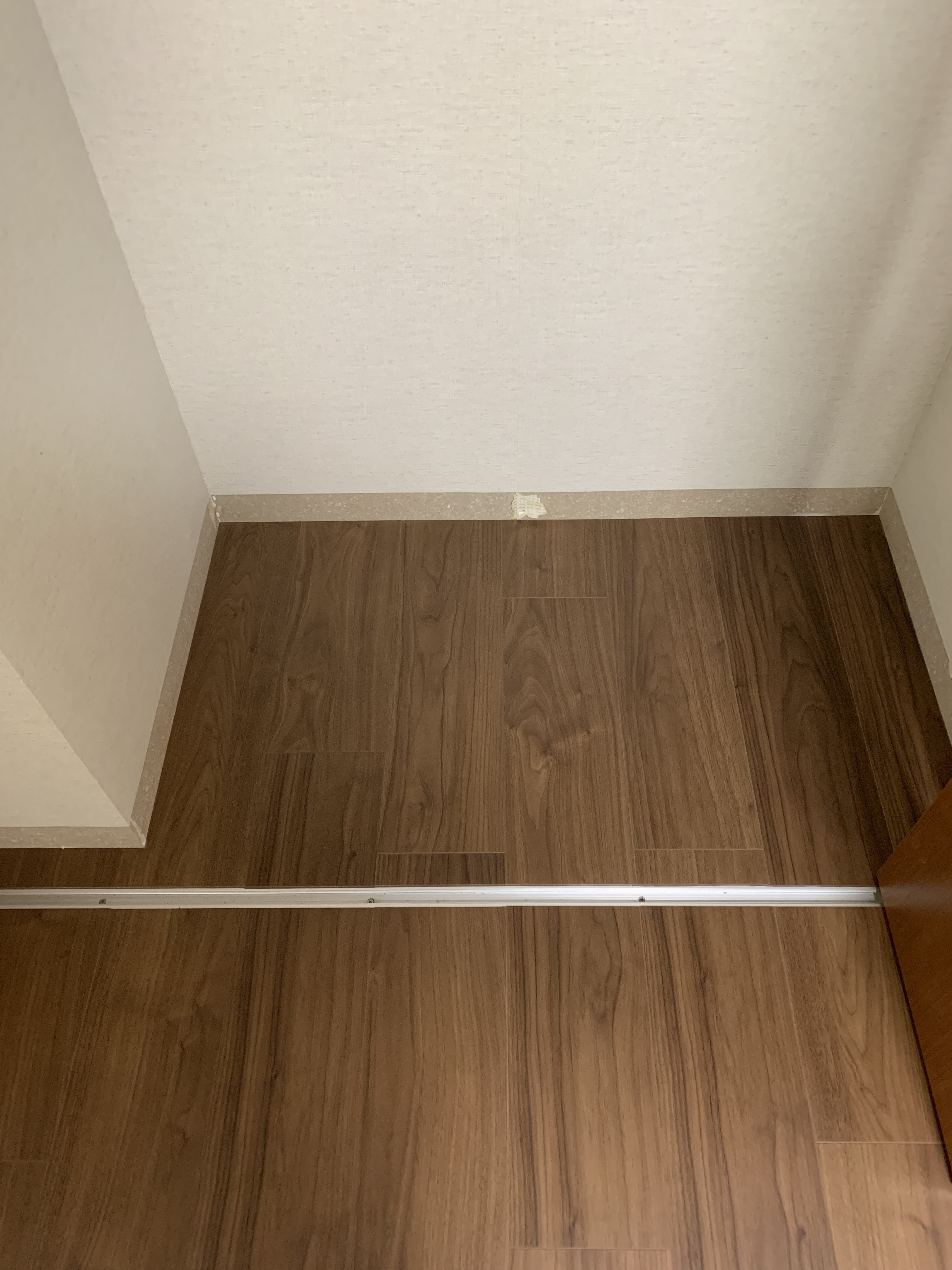 洋室クローゼット施工後2