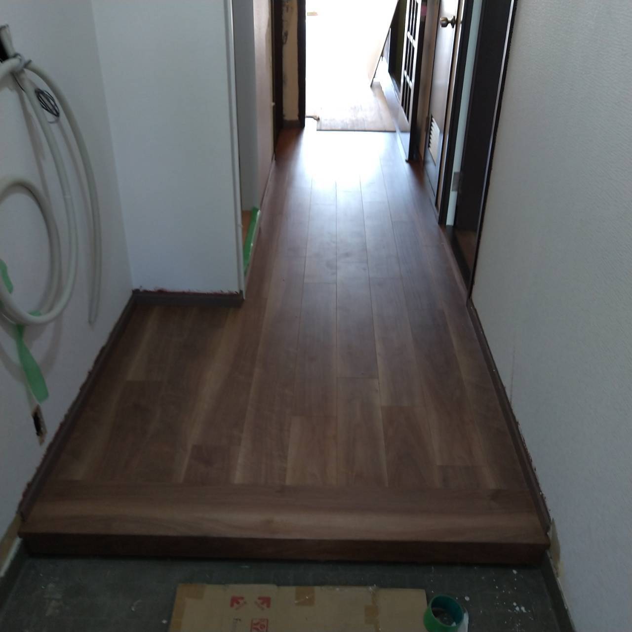 玄関施工後1