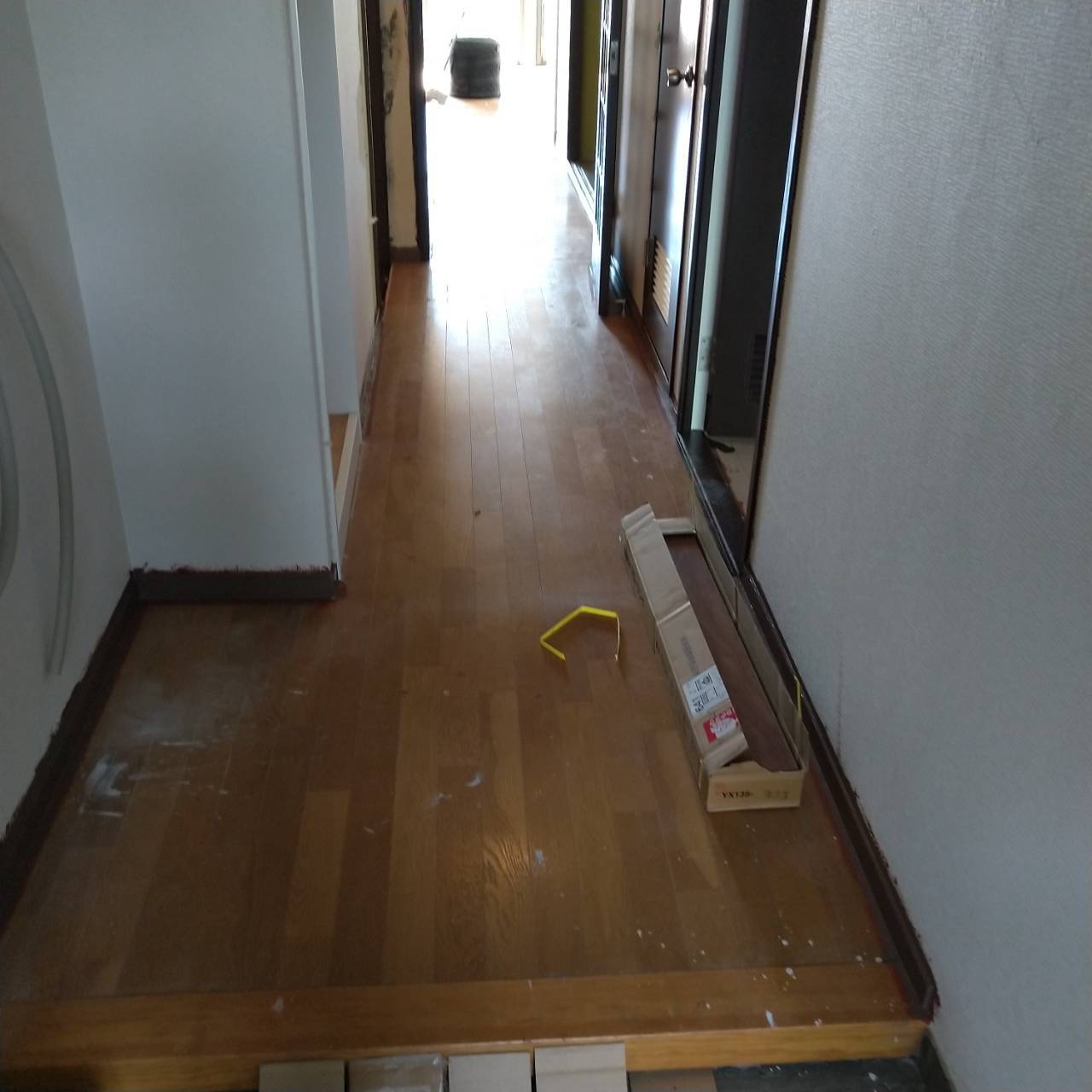 玄関施工前1