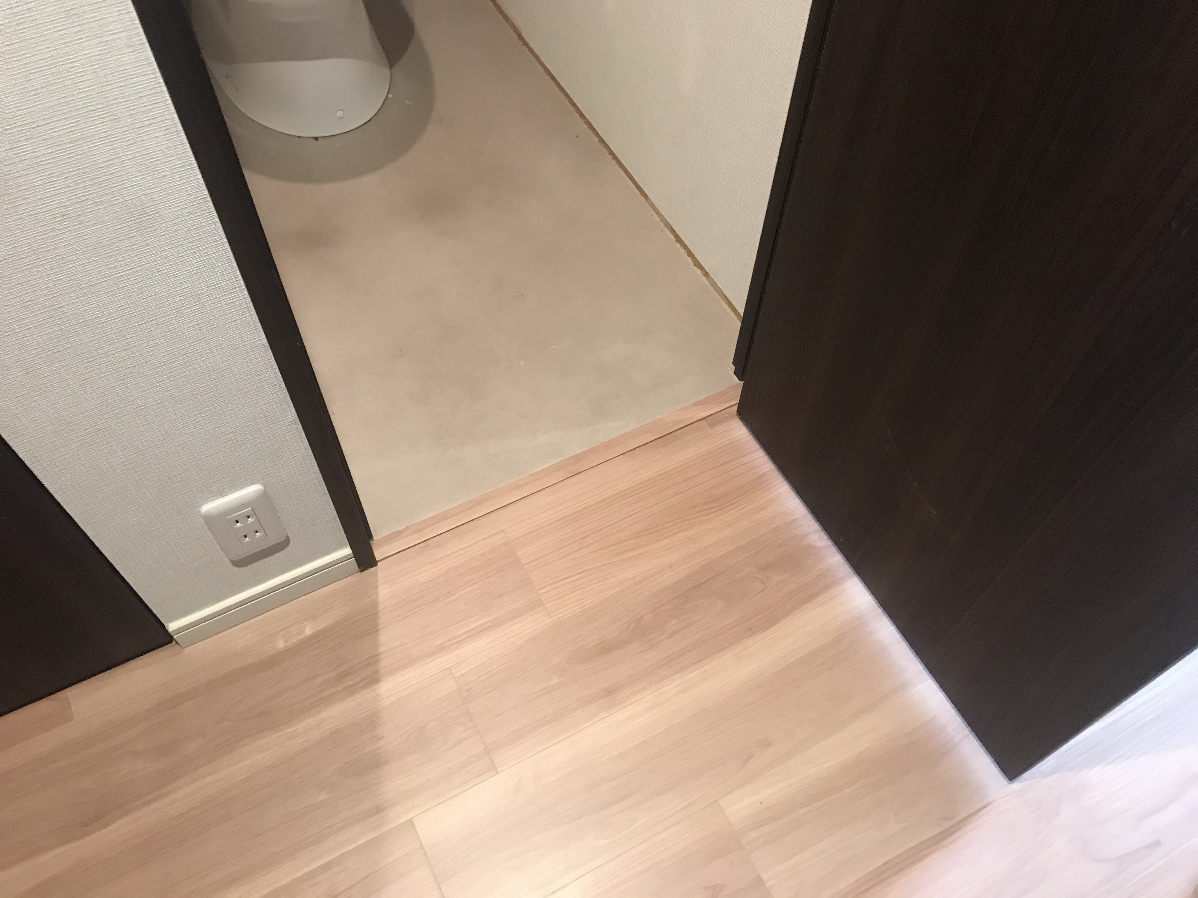 WC入り口部施工後1_コピー