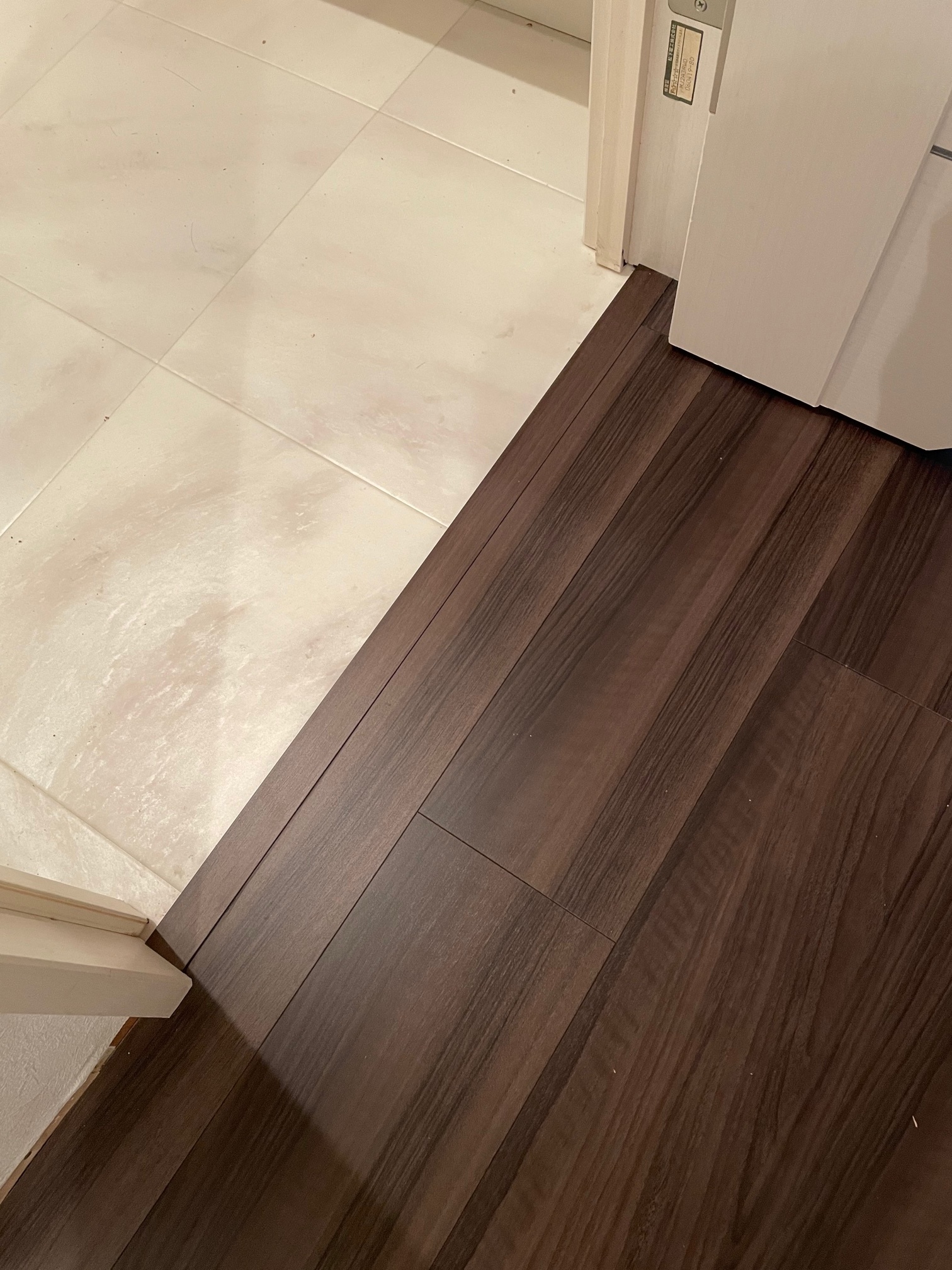 洗面入口施工後1