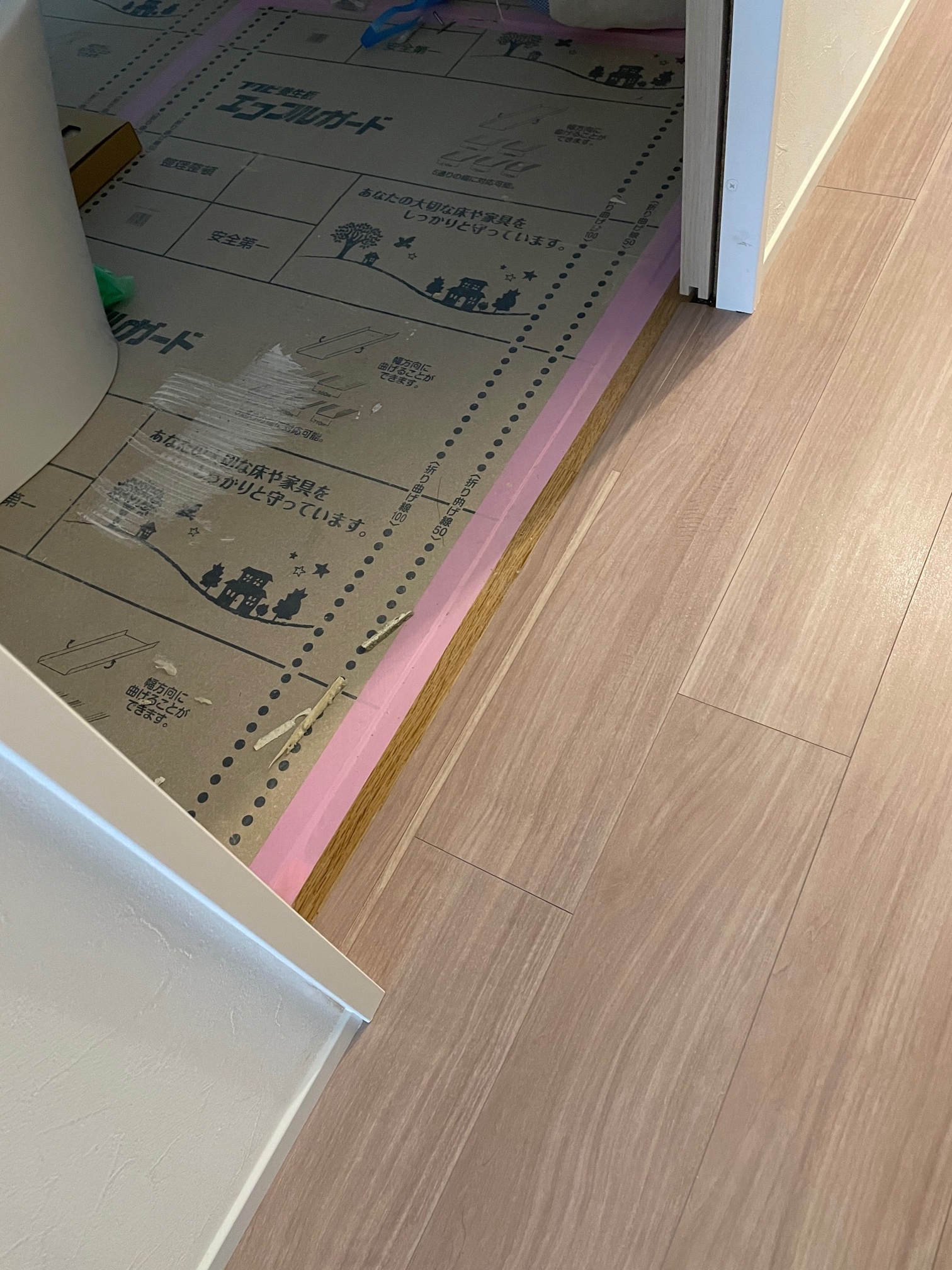 洗面所入口施工後1